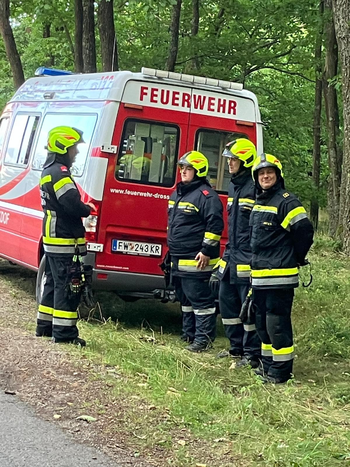 Gallery image 1 - Schadstoffübung am Föhrenteich